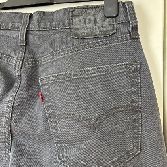 🎉4/30$🎉 Levi’s Washed Grey Jeans – Size 31 - Picture 3 of 5